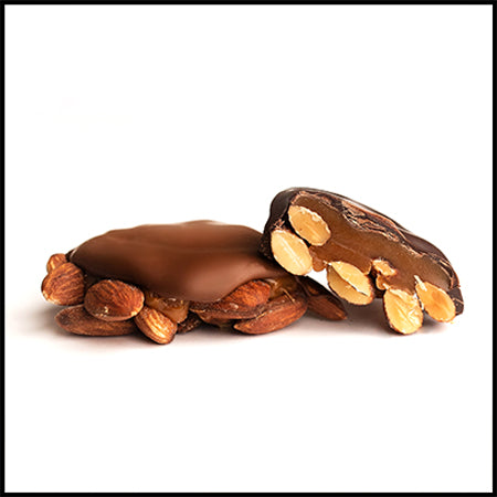 Giant Almond Skälies