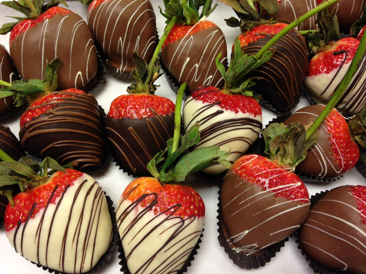 Chocolate Dipped STEM-ON Strawberries for Valentine's Day