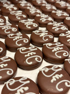 Mr. & Mrs. or Monogram Oreosⓒ