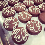 Mr. & Mrs. or Monogram Oreosⓒ